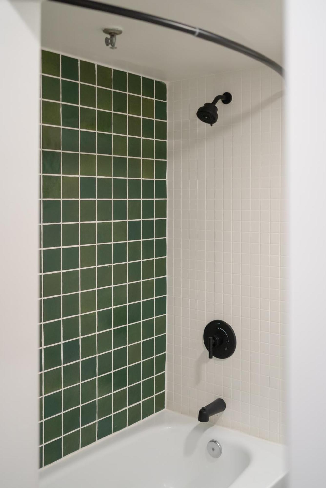 Dayton Vitality Hotel Екстериор снимка