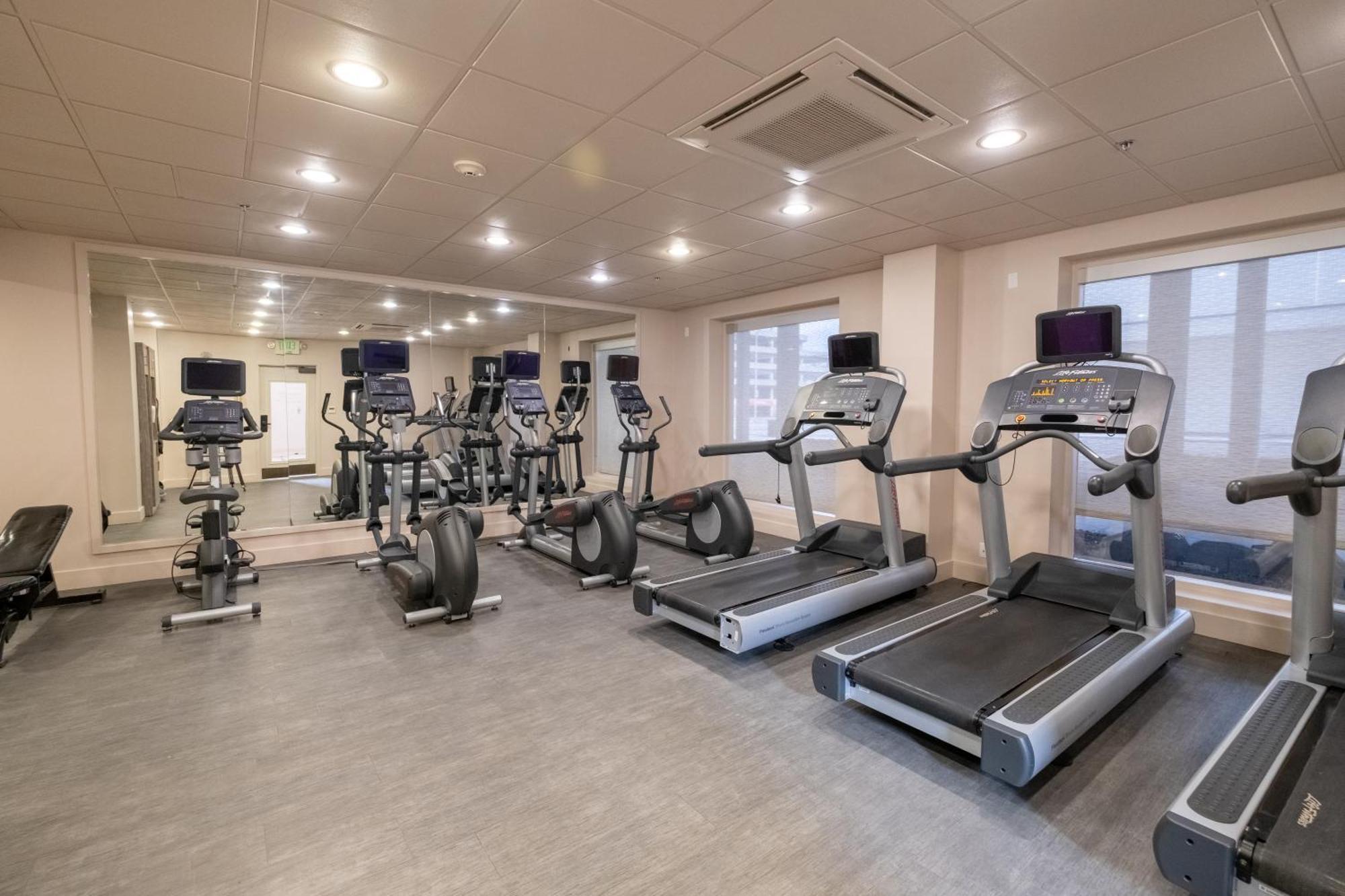 Dayton Vitality Hotel Екстериор снимка